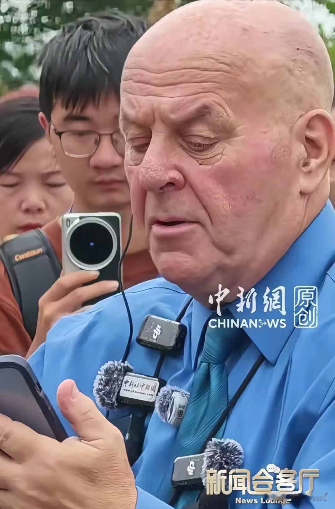 赛考斯这趟中国之行，收到的最珍贵礼物，不是牡丹刺绣，也不是鲜花和掌声，而是远在美