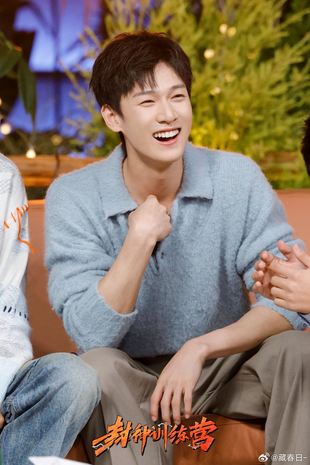 李昀锐奔跑吧挚友变常驻网传奔跑吧加新常驻李昀锐奔跑吧挚友变常驻，期待这个小林 