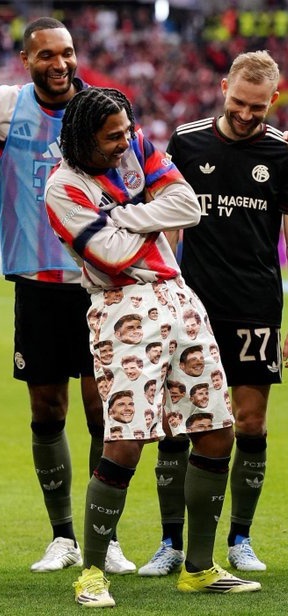 这真不是ai吗哈哈哈哈哈哈 