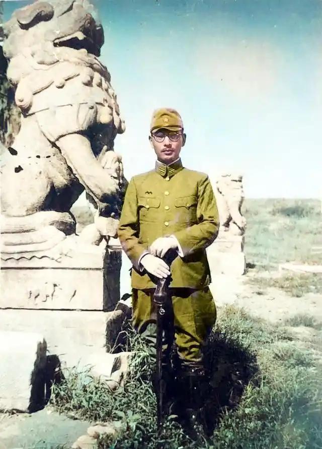 二战日本为什么将一条道走到黑，一定要同美国开战
《银元时代生活史》的作者陈存仁这