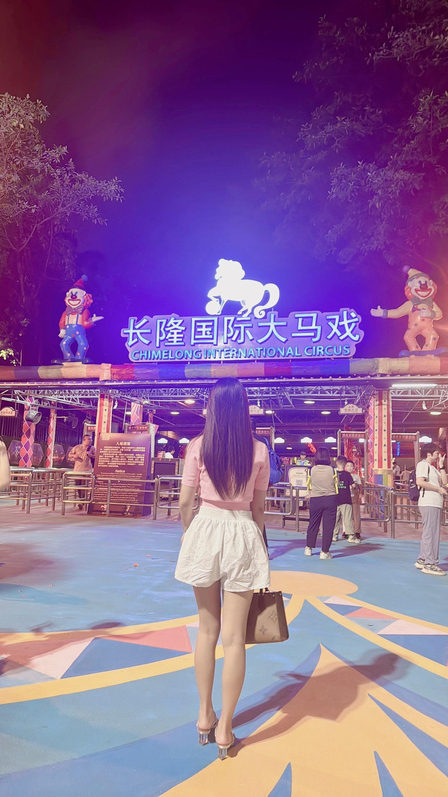 生活是自己的，自己怎么开心怎么过