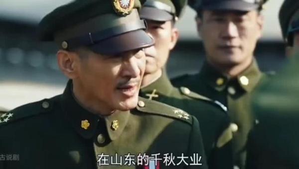难以置信！
一位衣衫褴褛的红军师长，竟然让国民党名将王耀武震撼反思，甚至在功德林