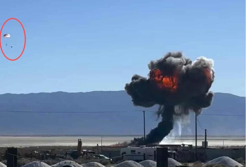 美国空军精锐空中表演队“雷鸟”的一架F-16战斗机在南加州沙漠坠毁，飞行员在险地