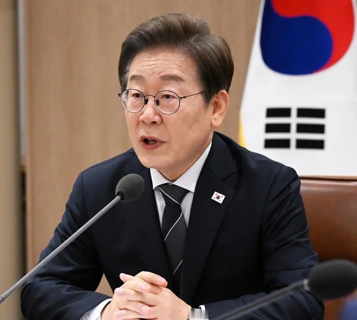 12月3日，据韩联社报道，韩国总统李在明对中日关系再次表态：“中日两国矛盾，我们