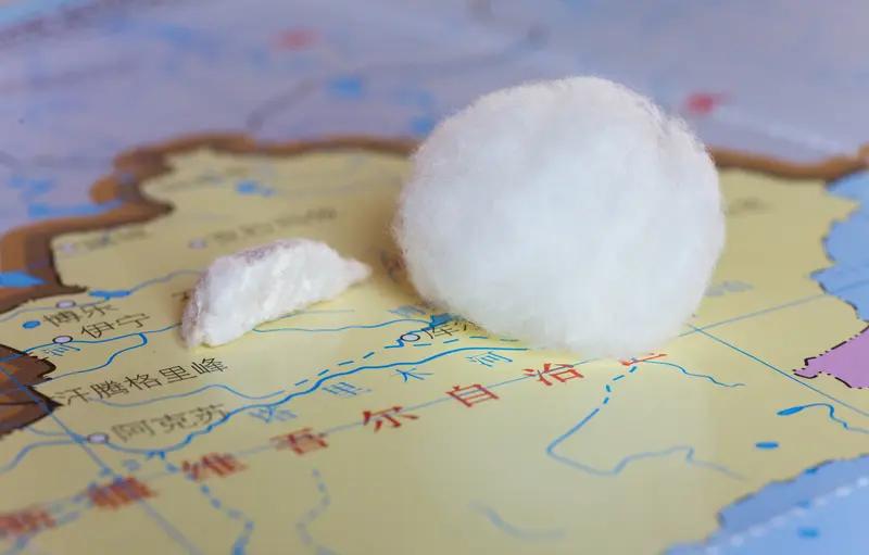 要说中国哪个“州”最大，还真不好界定。像面积大的州级行政区，那得提提巴音郭楞蒙古