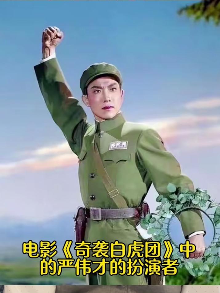 他从美国回来省亲，在济南大剧院演唱《打败美帝野心狼》！就想问问美国政府，他这样唱