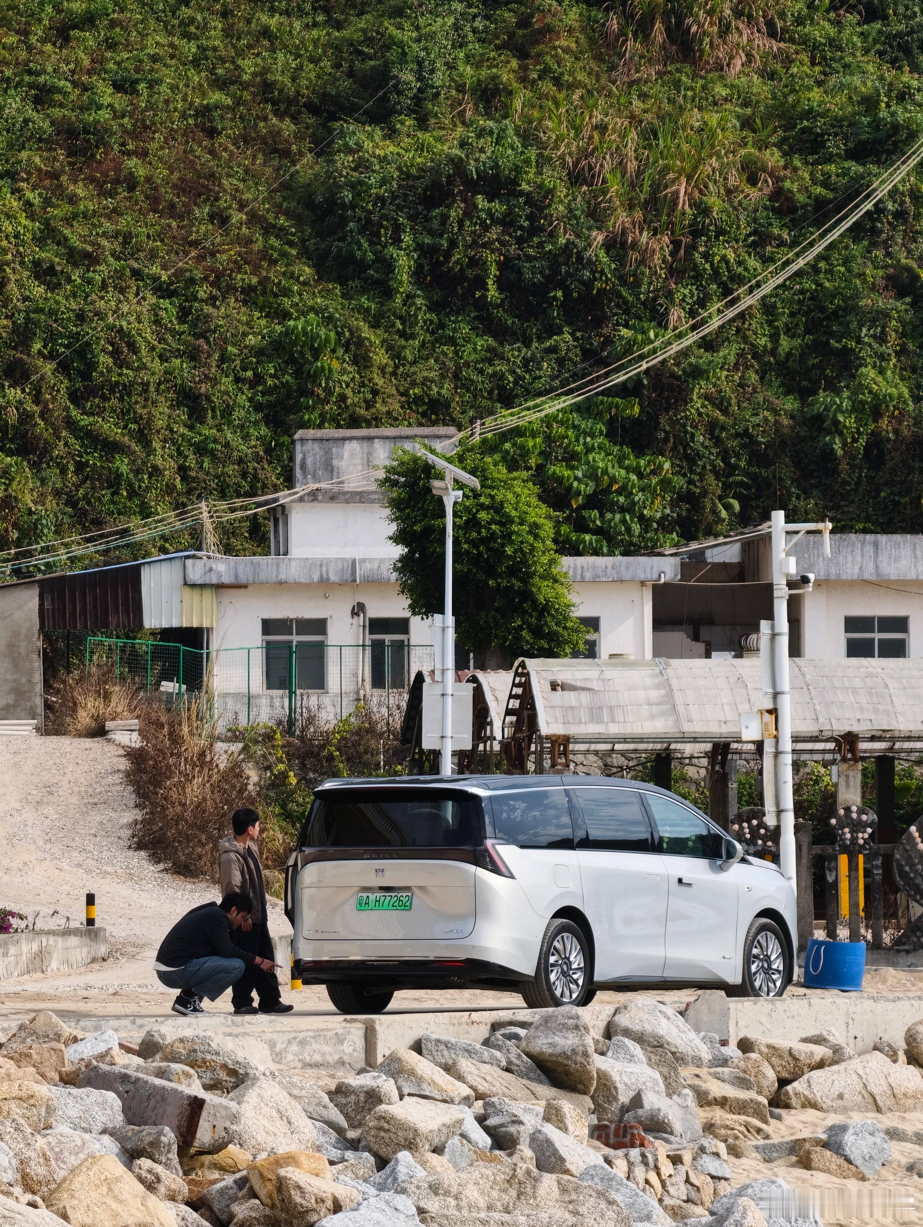 2025年最后一天，今天跟别克至境世家一起过。电车同学随便聊