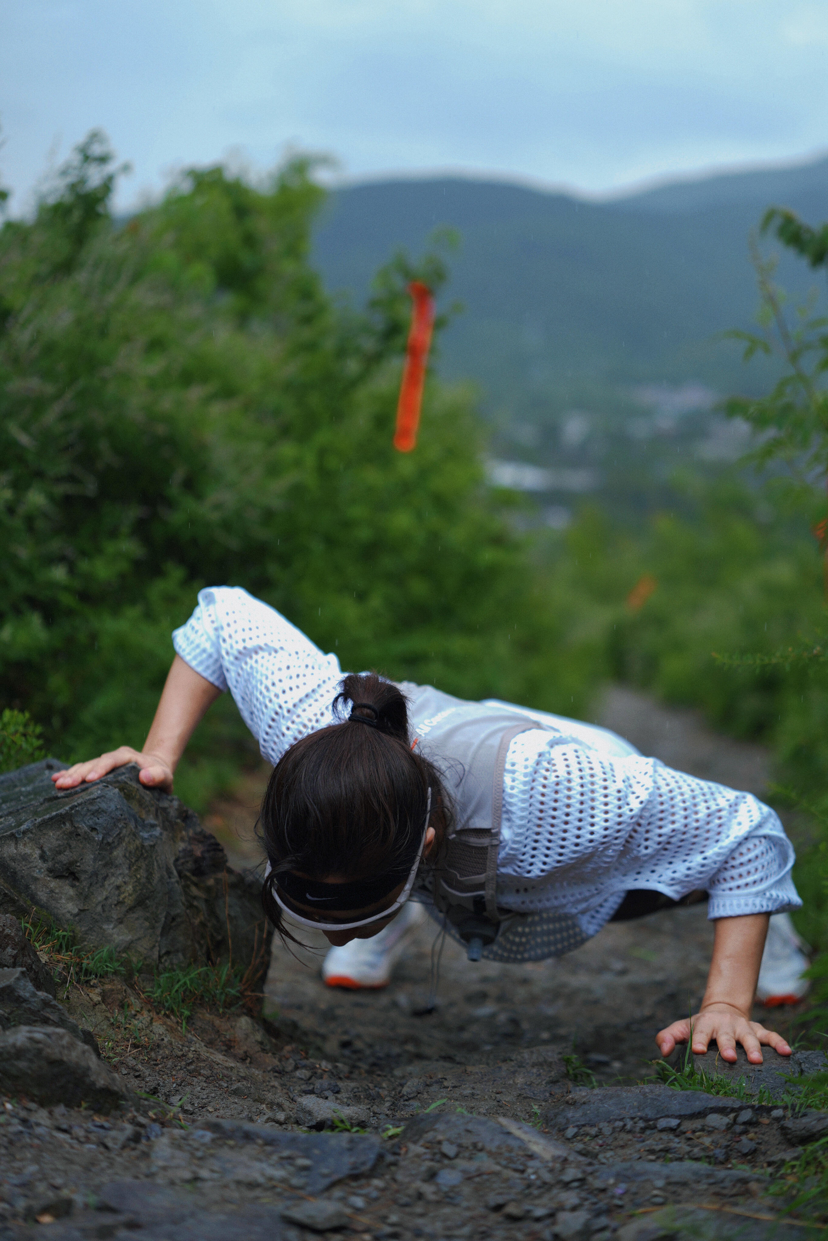 沉浸式欣赏此沙热身香山路透新鲜出炉！此沙素颜骨相优越，整套热身张弛有度，体态与肌