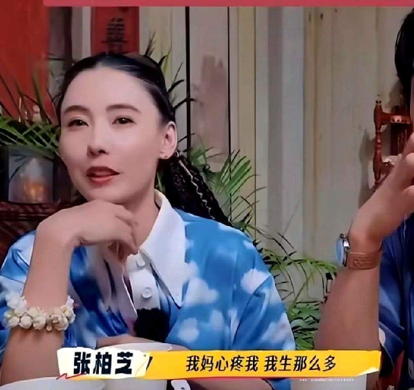 当一个46岁的女人说“要生到不能生为止”时，舆论一半惊一半嫉。
张柏芝有三个孩子