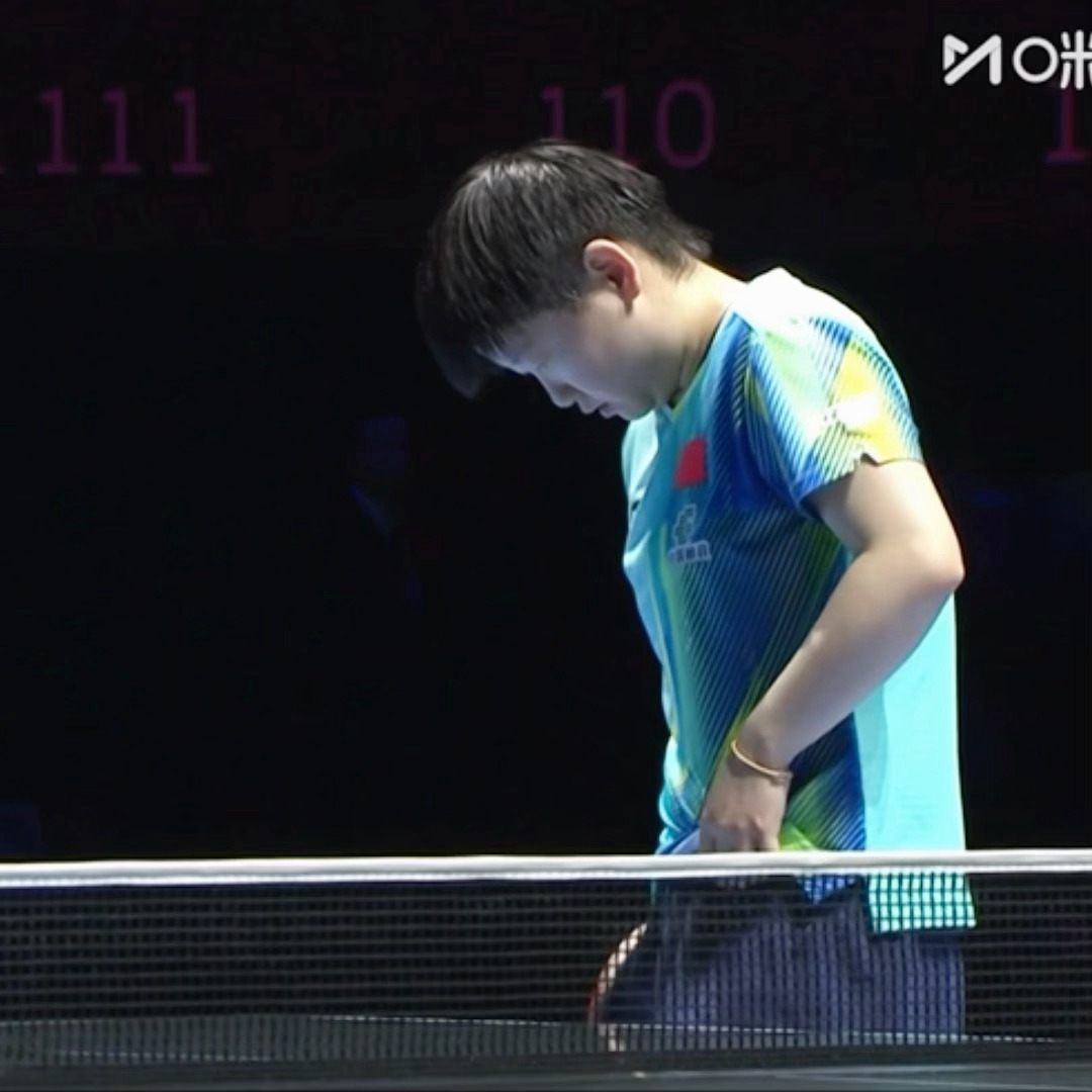 你们听听莎姐拍的有多响但是要球还是非常帅气的 