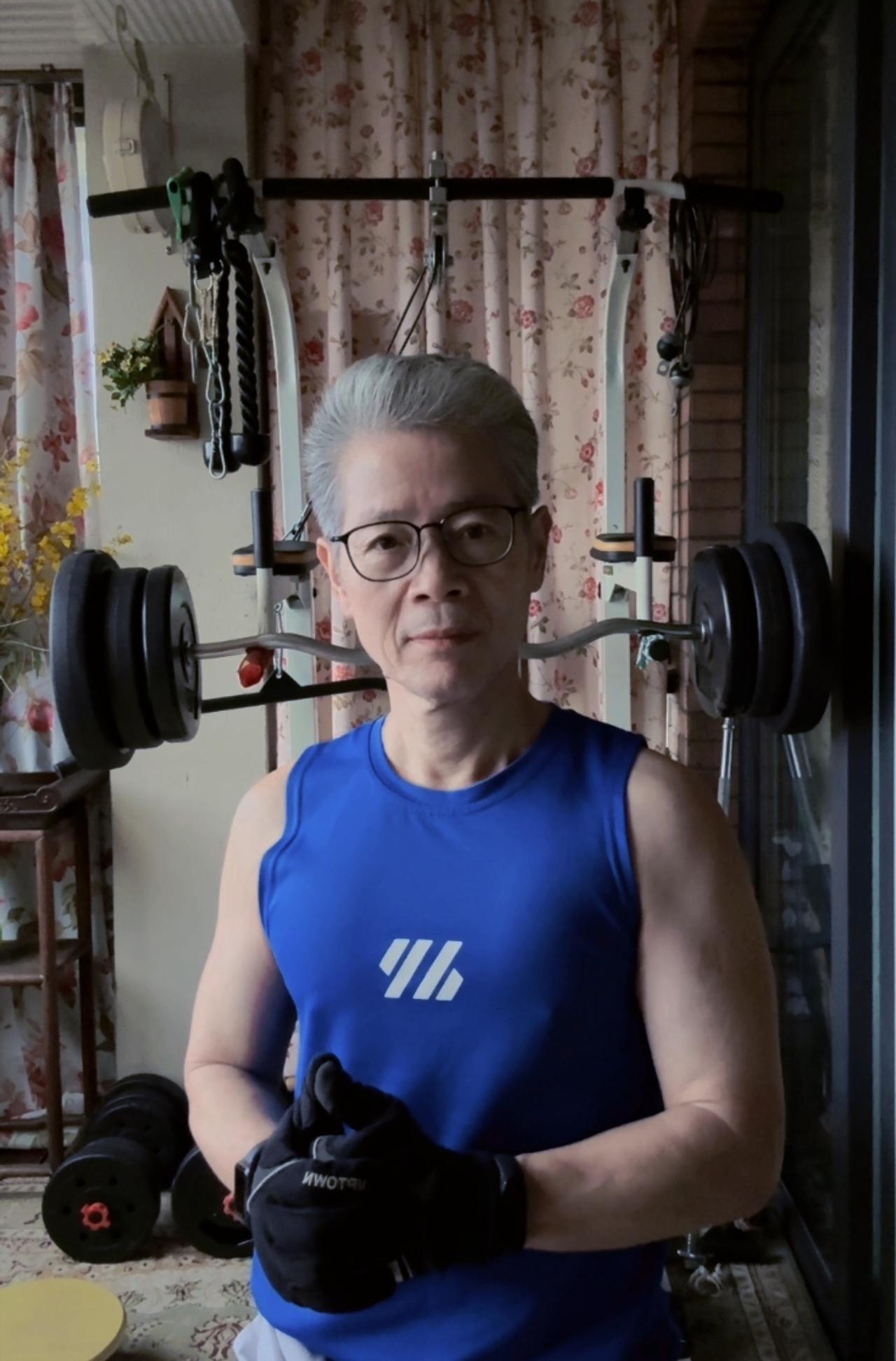 很多人还停留在“越瘦越好”的误区，其实力量型身材独有的魅力，是不摸不知道，一摸忘