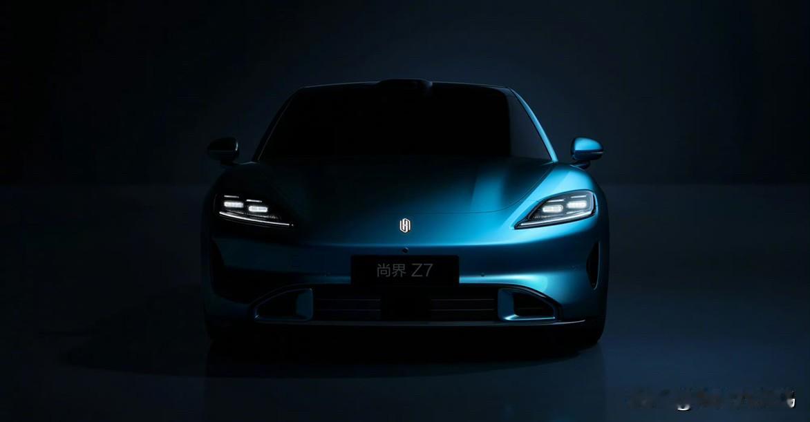 最近新能源圈也很热闹，26年将会出的新车：

图片依次是：尚界Z7、智界V9、极