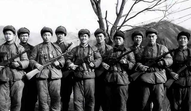 1951年，志愿军180师政工科长安靖荣，在敌后死里逃生100天，带着6个战士奇