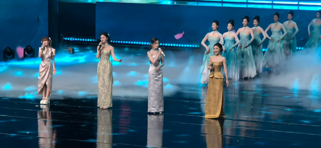 陈卓璇赖美云春三月舞台 微博文化之夜宝藏舞台！《春三月》被四位姐姐唱得太有感觉，