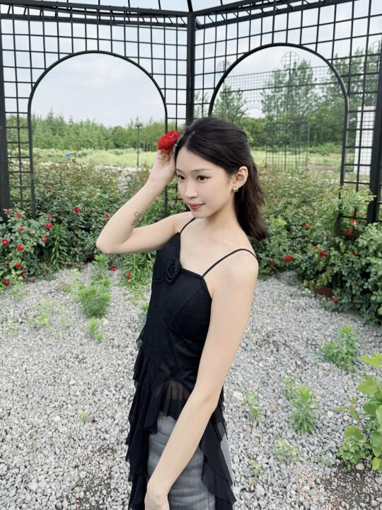 快乐没有标准答案💐