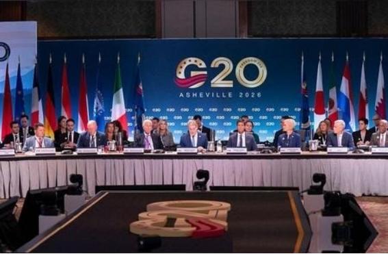 一位欧洲高官曾经终于忍不住说出了大实话：“要是帮美国把中国搞垮了，那美国岂不是成