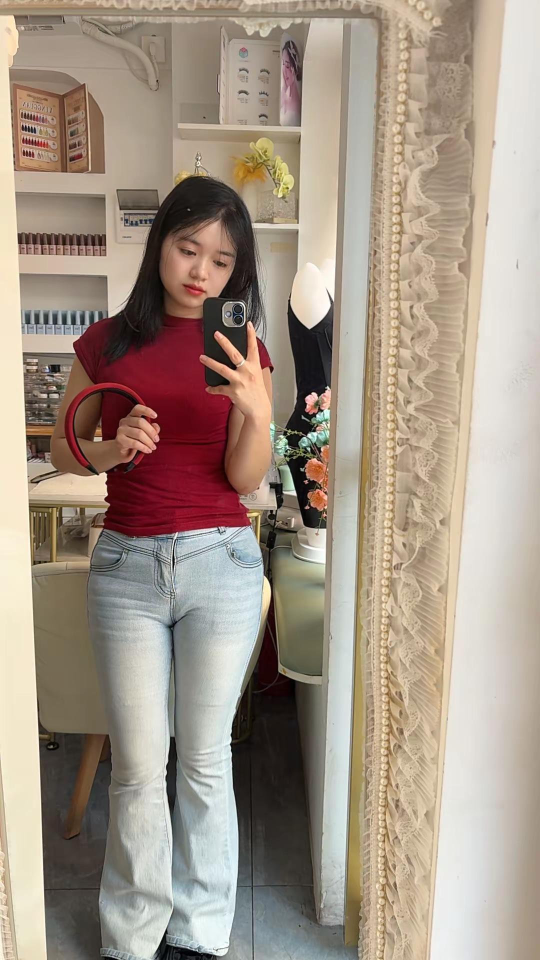 贵州女孩90后牛仔裤微胖穿搭 旺夫女人