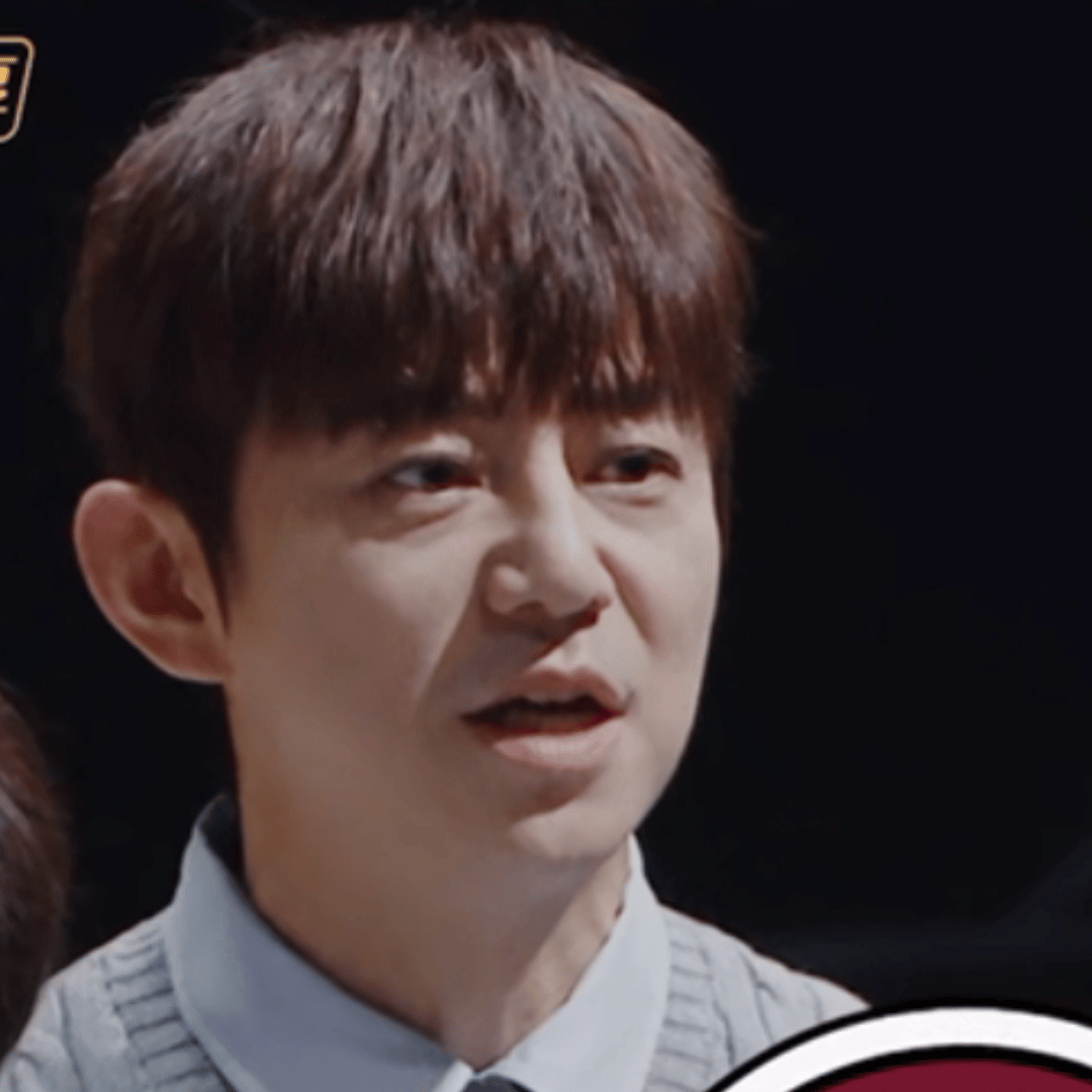 何老师抓住了十年前的自己当年的遗憾在心底久久未能释怀，于是在后来每一次遇见溺水者