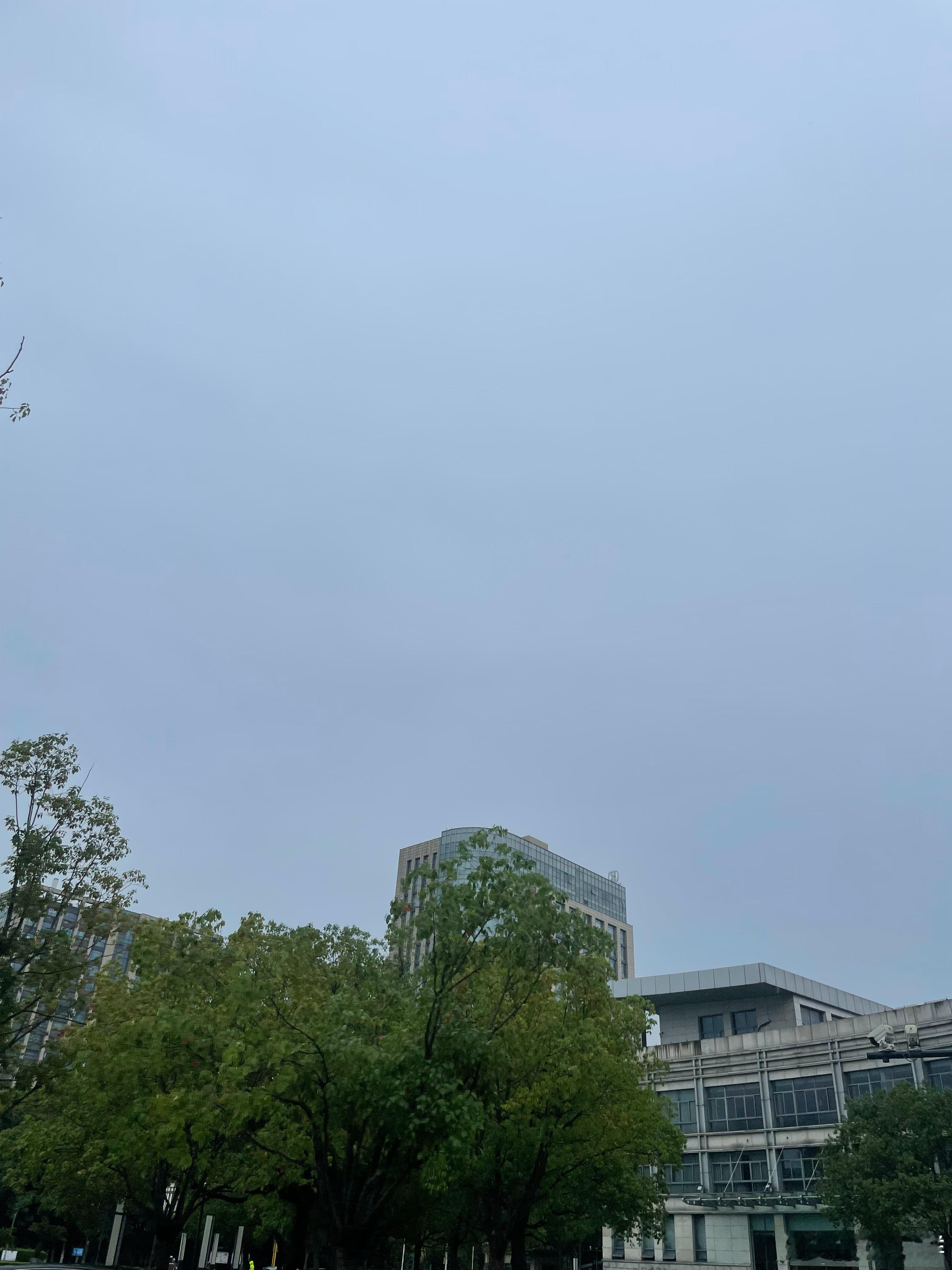 台风来袭的前兆 