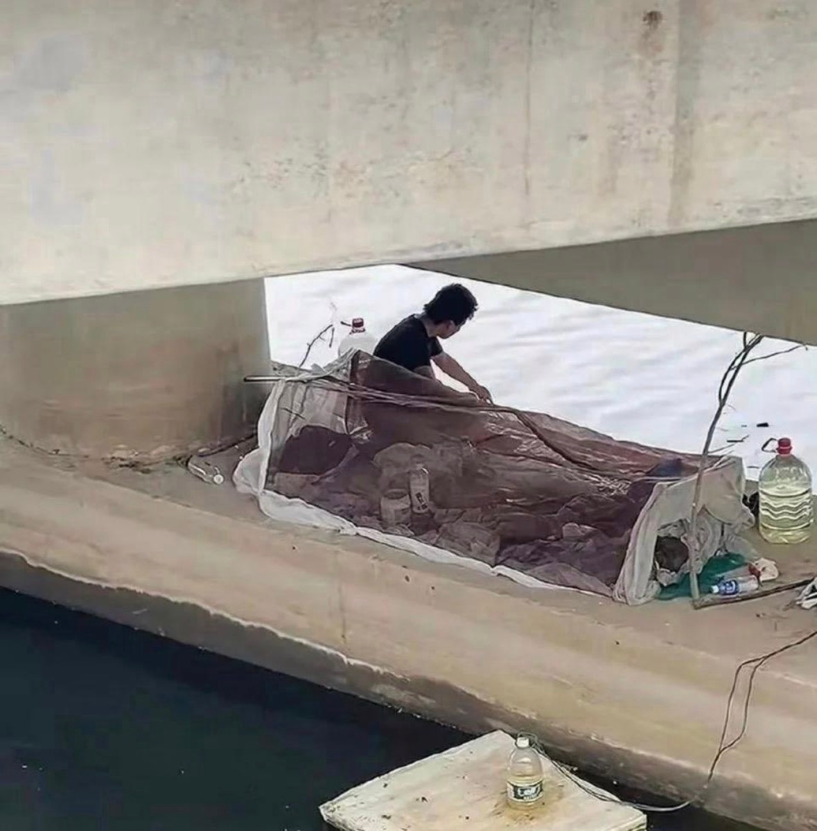 这是有多大瘾啊 