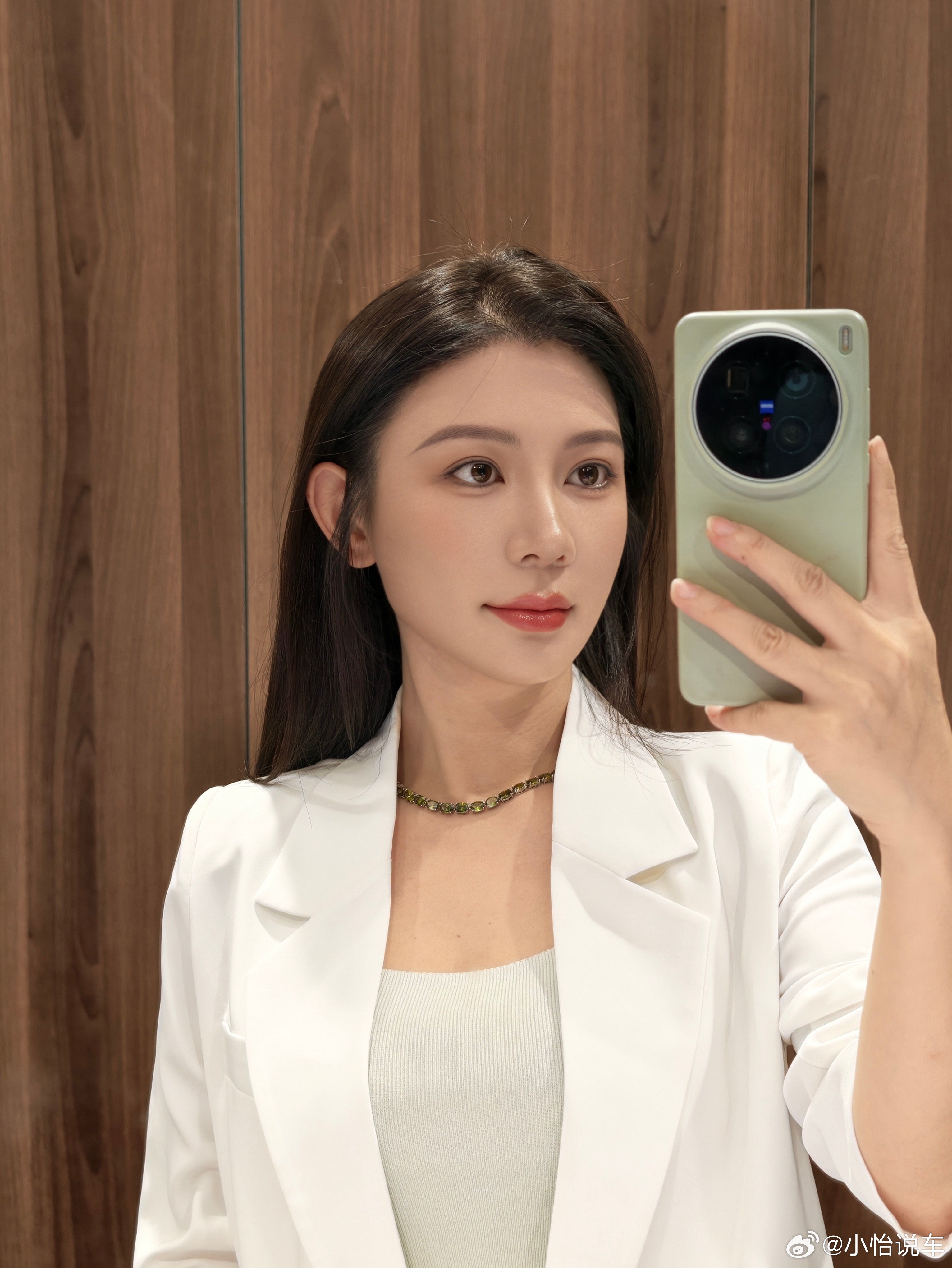 今天是闯了奥迪窝了咱们就是说这样穿配开奥迪吗？ 深圳