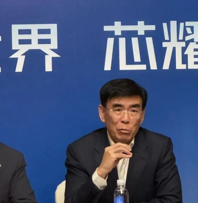 阿斯麦、台积电、英伟达，该睡不着了。7月13日，上海，一家成立不到三年的公司用1
