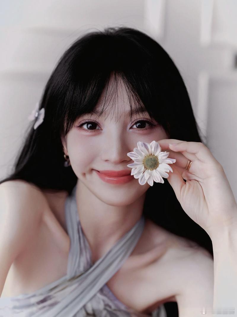 田曦薇重庆话吃鸡语音包 田曦薇重庆话语音包直接封神！甜妹说方言又萌又飒，开黑氛围