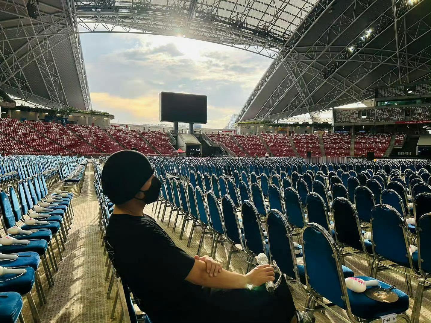 自己包场自己的演唱会