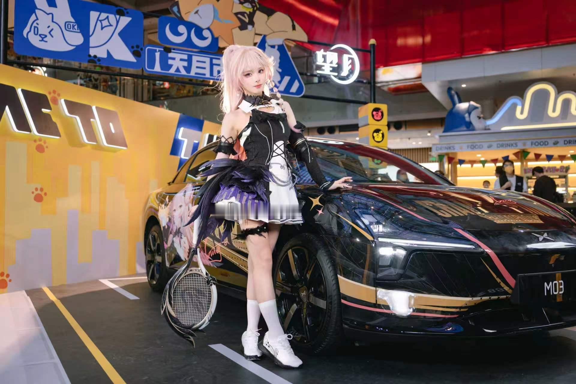 端午小鹏MONA《望月》痛车开进广州试玩会，再次杀入二次元！M03连霸21个月纯
