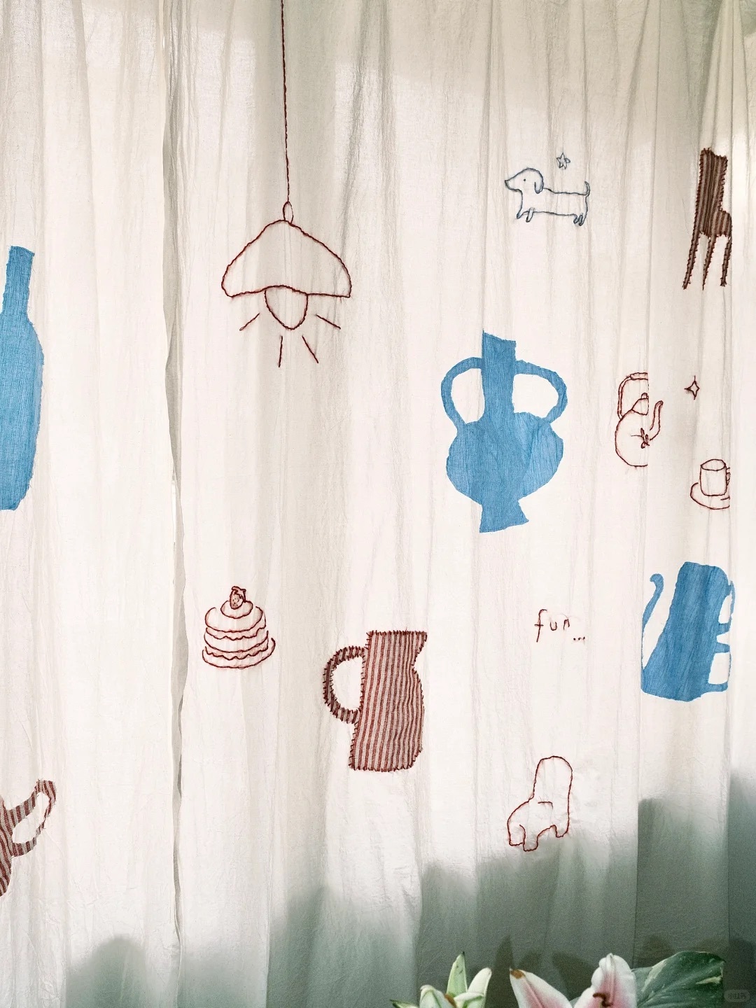 自己做了一个很可爱的小窗帘 ​​​