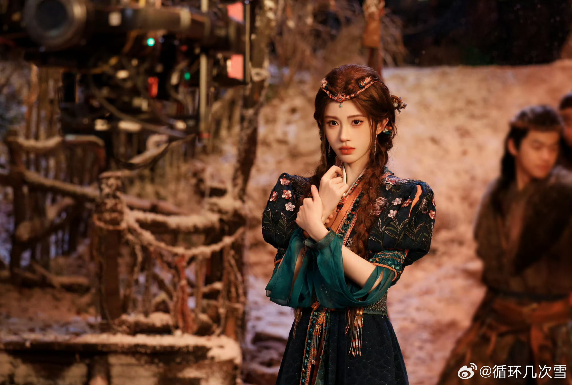 怡丽丝尔品牌亚洲代言人鞠婧祎 jjy鞠婧祎露芜衣 你的出现对我来说就是一束光★彡