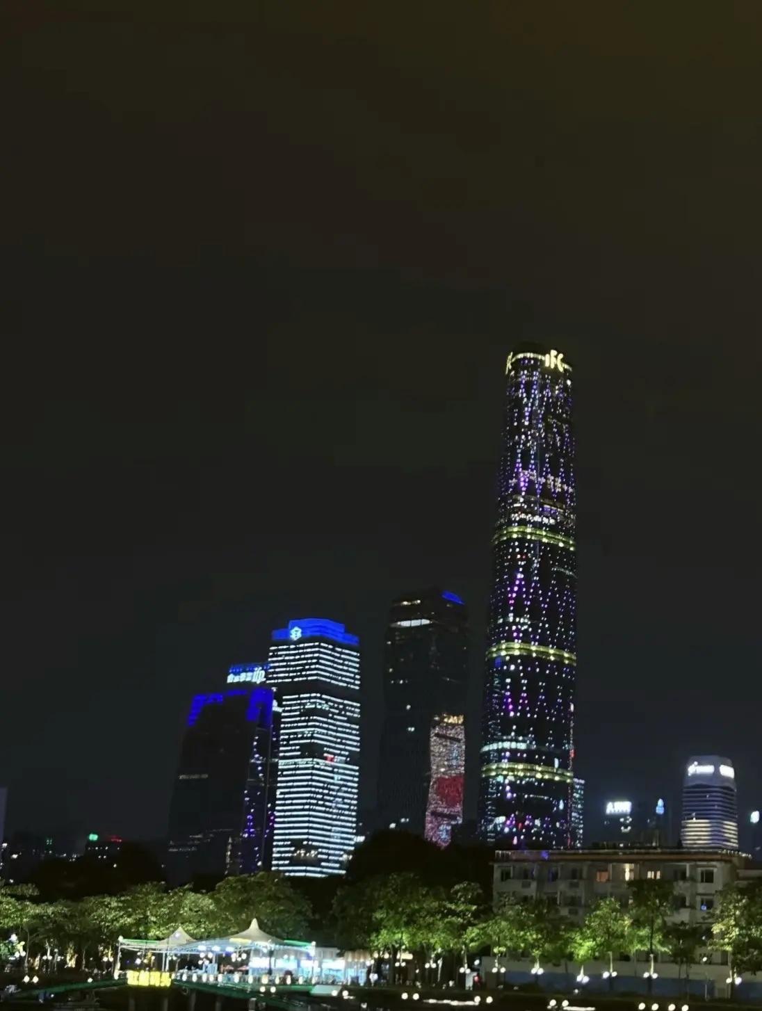 广州塔码头 广州塔码头亲子游玩好去处  夜游