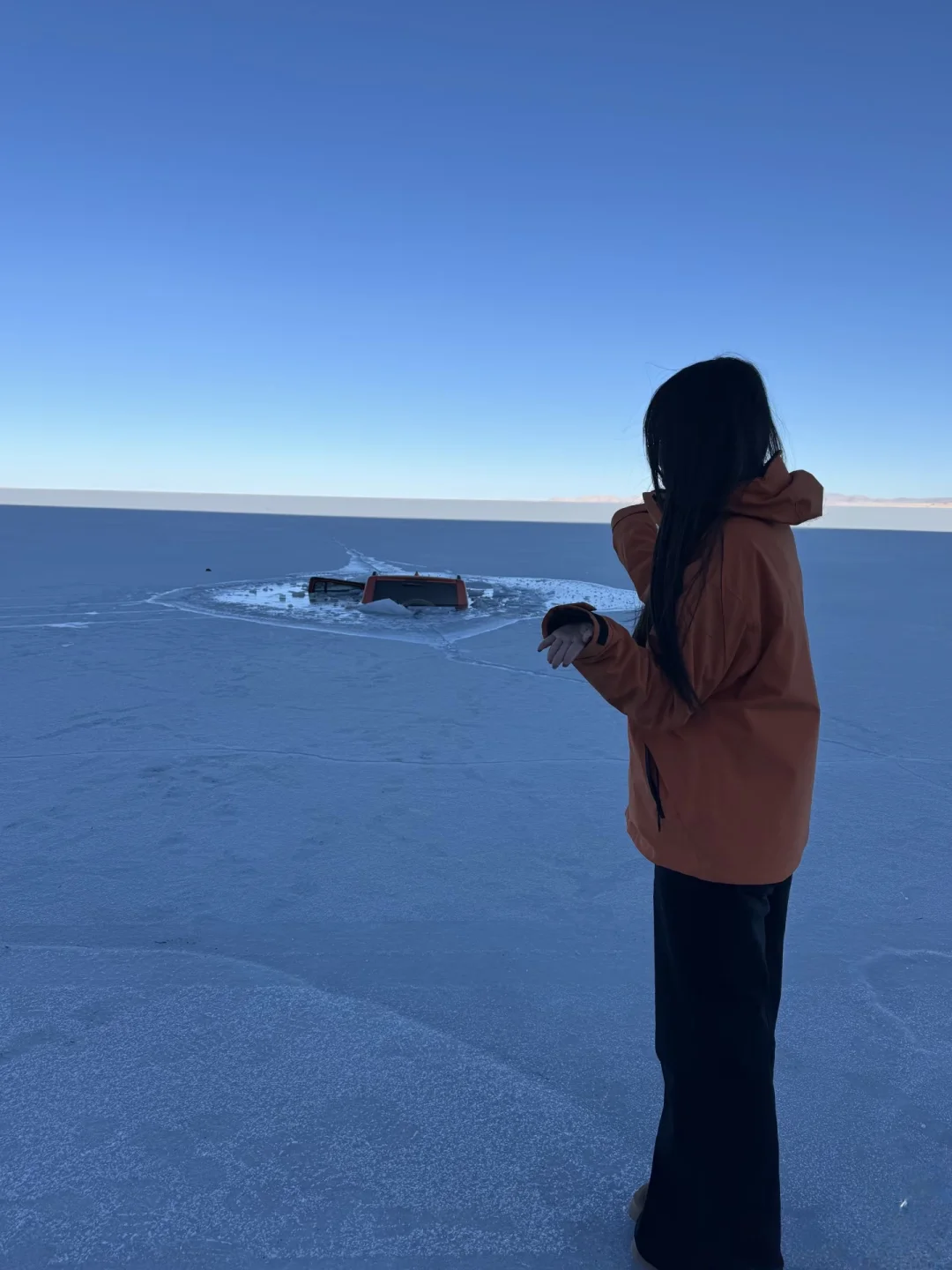 在西藏，不到要不得己，车不上驶上冰面