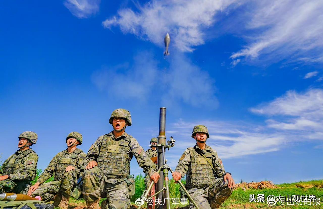 到处都是无人机，迫击炮为何至今不肯下岗？

看见战士迫击炮实弹演练，很多人心里纳