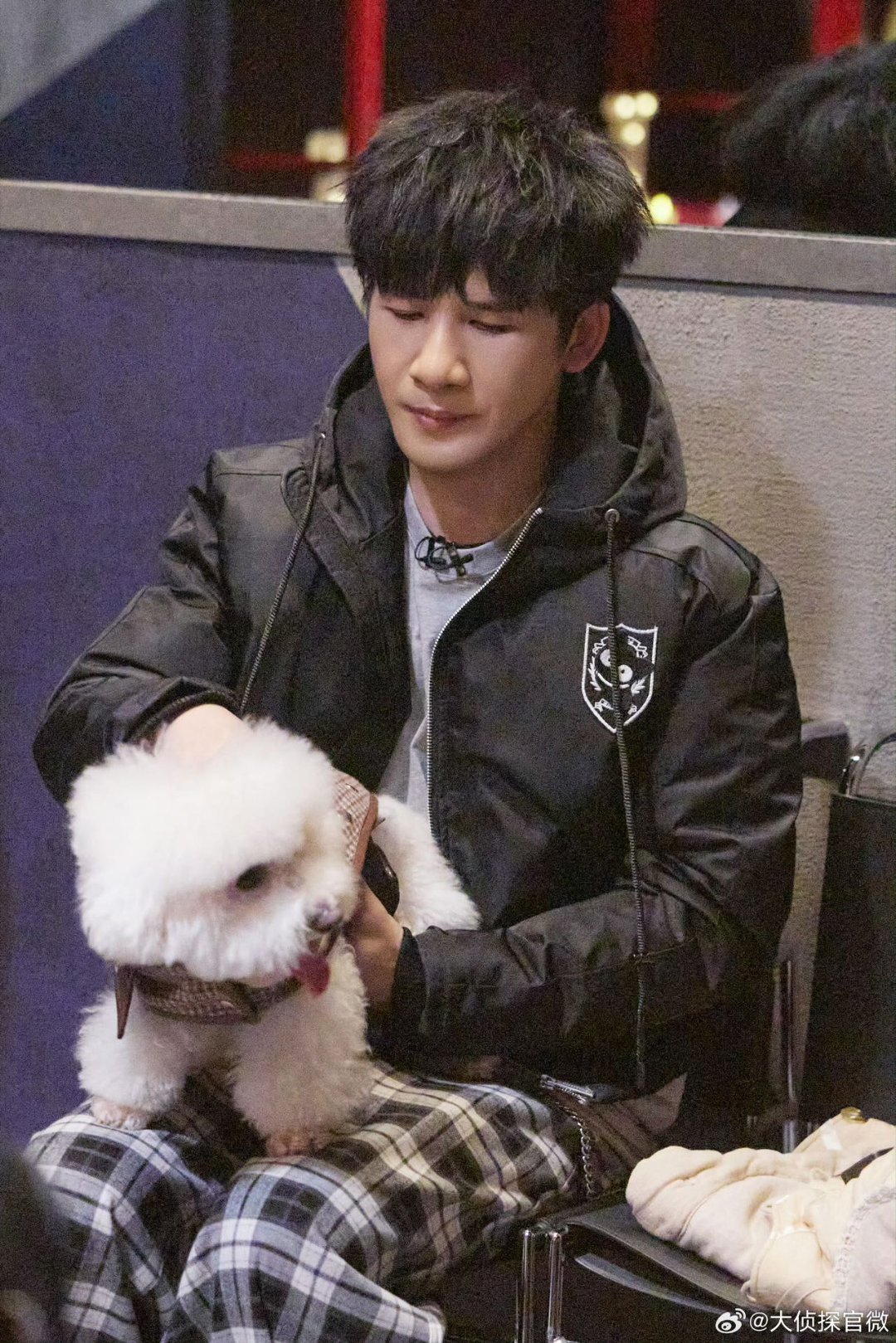 大侦探惊变七日大张伟高清剧照大侦探 戏中藏戏，眼里有光。潜心琢磨每个细节，把热爱