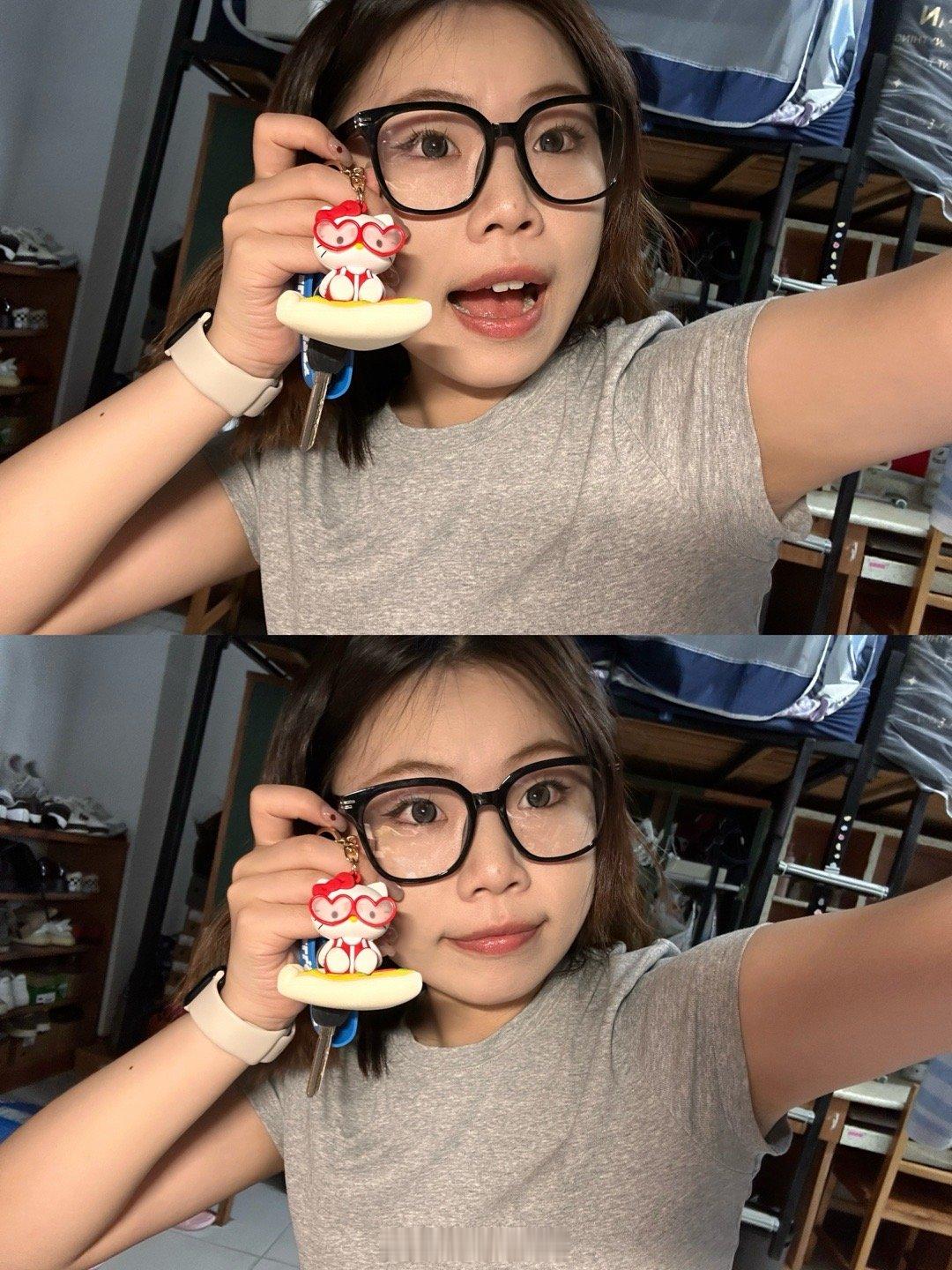 直到有另一只喵～能体会我的感觉 ​​​