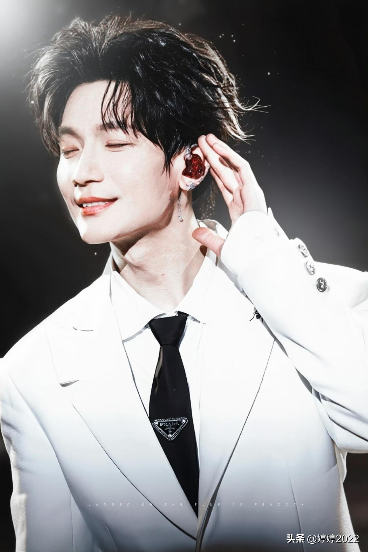 陈楚生，2026新歌！
感谢春晚《登高》《上春山》作者邀请，
从歌词来看，提到外