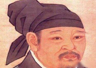 南宋嘉定十年，金兵再度南侵，宋宁宗召集大臣开会，商量派谁去打仗，秦桧的曾孙秦钜自