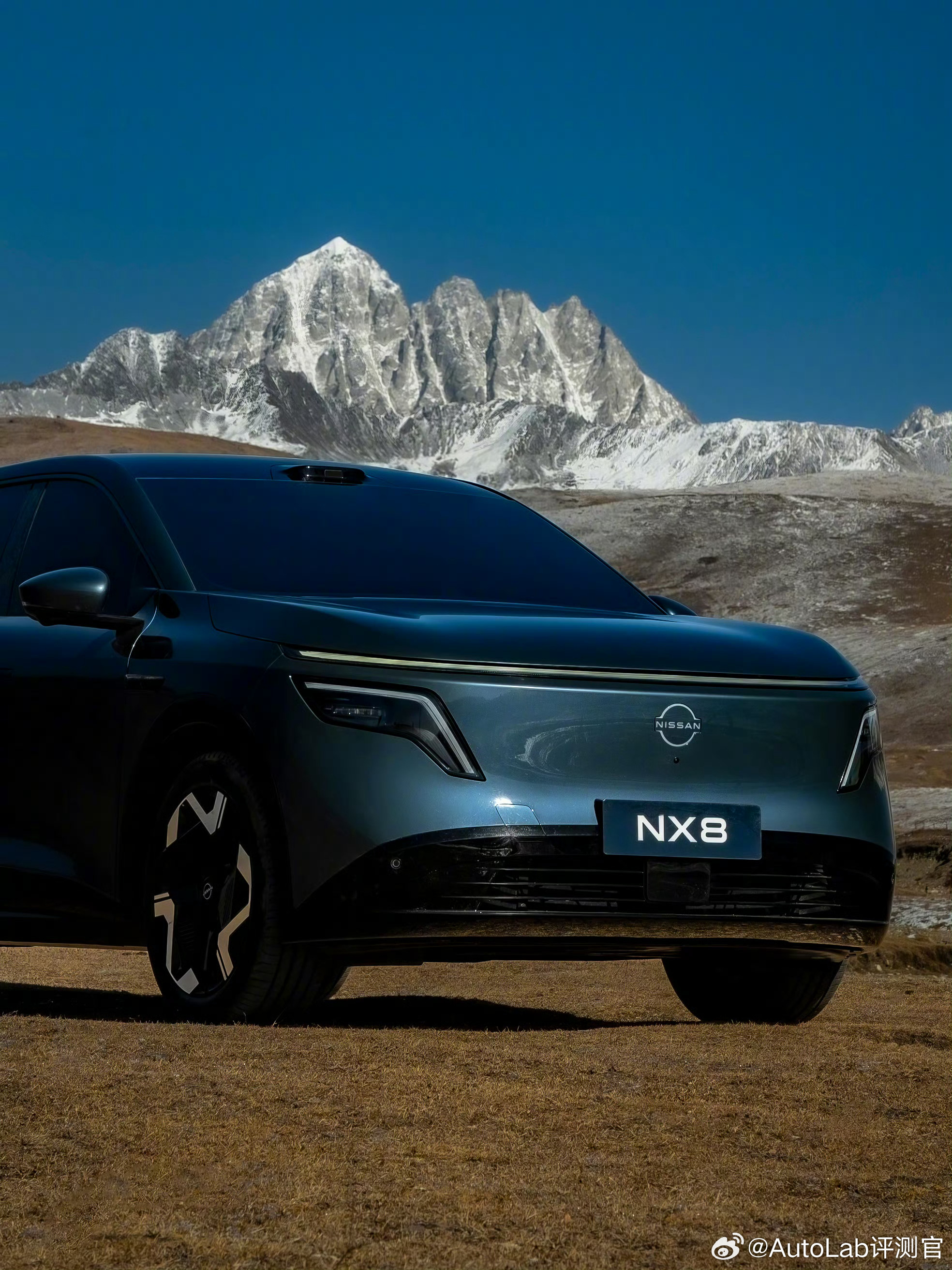 今晚东风日产全新中大型五座SUV NX8开启了预售新车基于天演架构2.0打造，尺