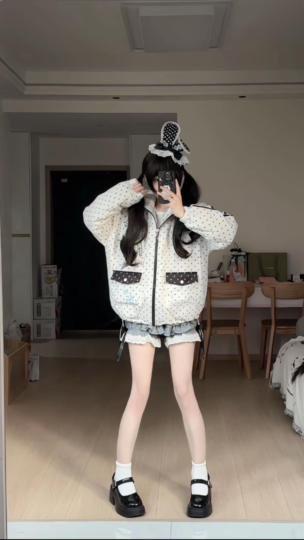 你哄哄我我哄哄你 我们就这样咪咪喵喵汪汪我们就这样咪咪喵喵汪汪嗷嗷在一起一杯子૮