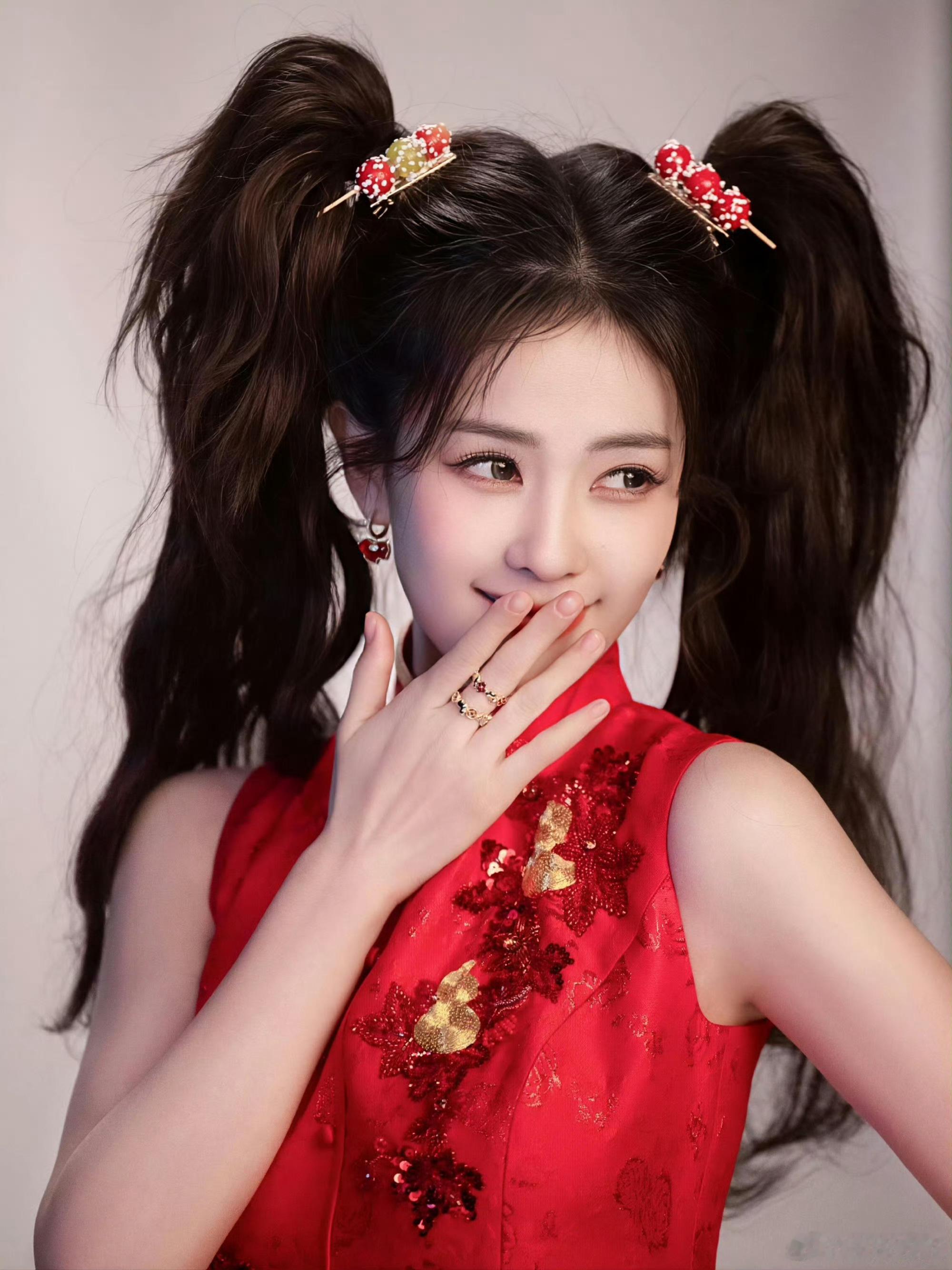 白鹿cos安琪拉是cos安琪拉这个皮肤吗？不知道白鹿安琪拉玩得怎样呢好久没玩王者