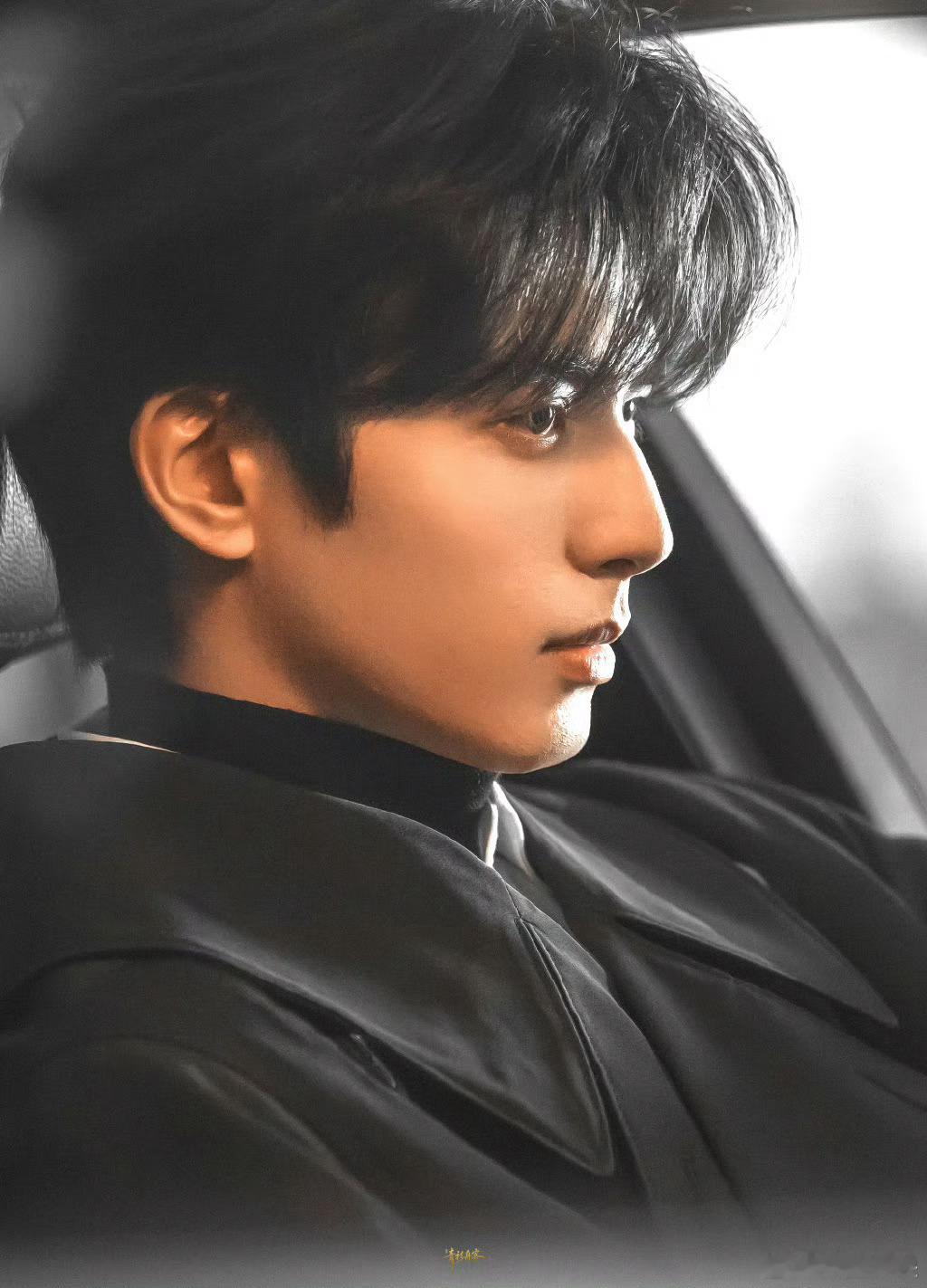 现偶白月光男主再添一人宋威龙演的林屿森，堪称新晋“白月光男主”！温柔尊重有担当，