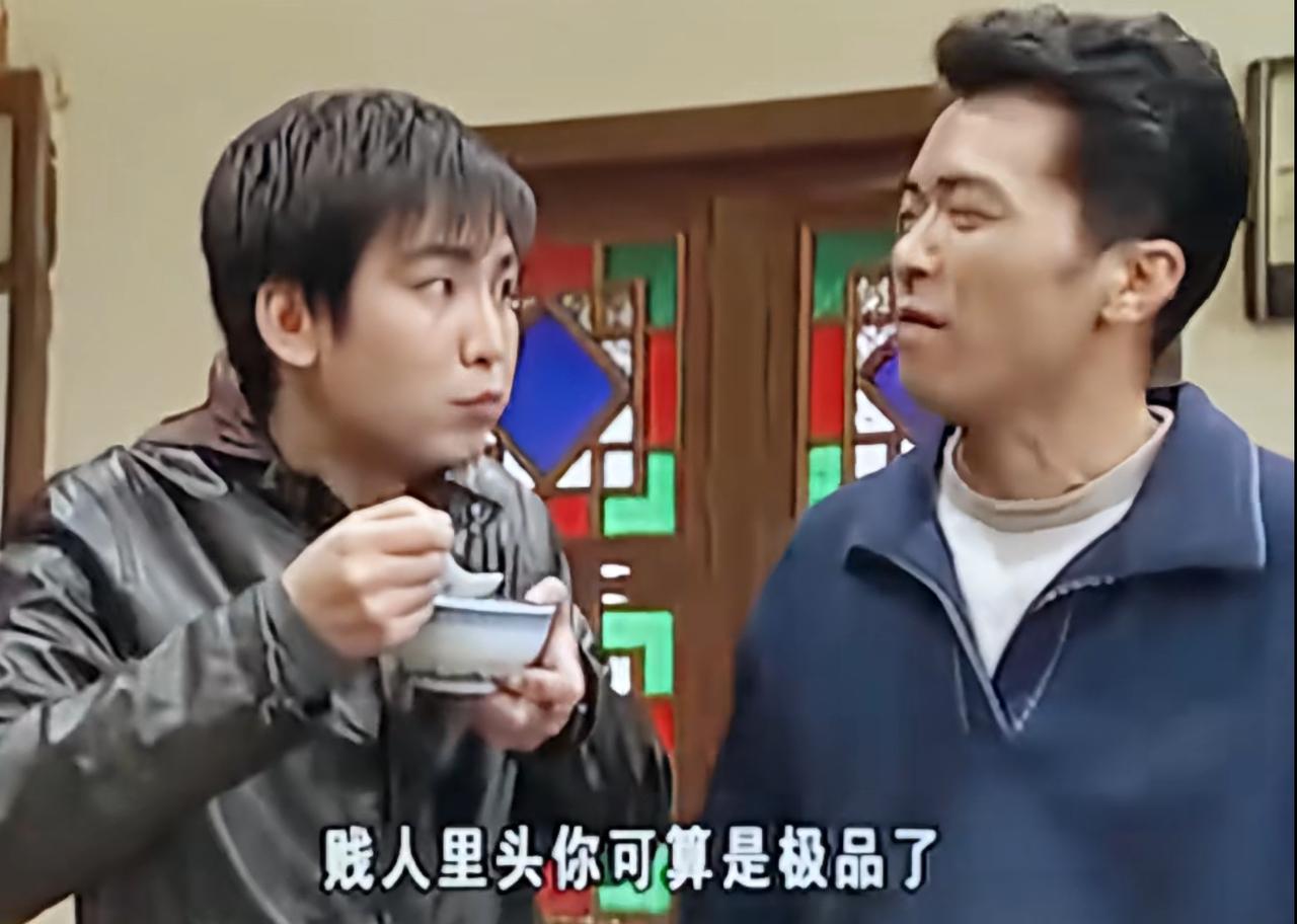 古巴55%耕地种烟草甘蔗等，45%种粮食，粮食耕地面积是足够自给自足并出口的。但