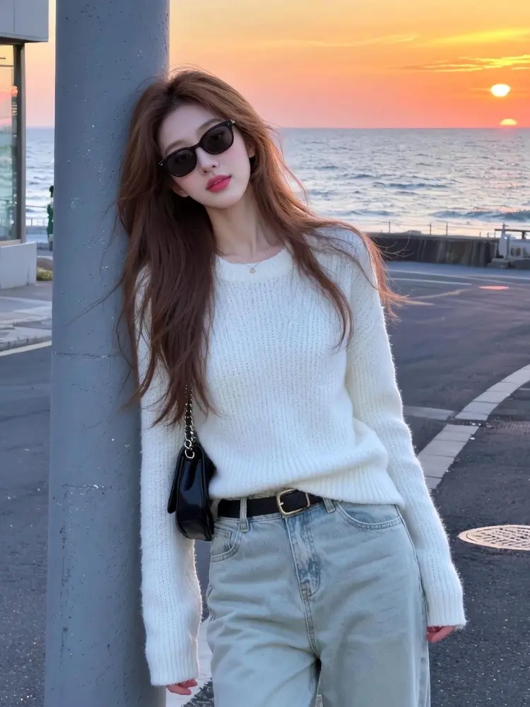 AI日系落日照 ai创作 玩法合伙人计划 随变一拍都很夯 秋冬慵懒风毛衣穿搭