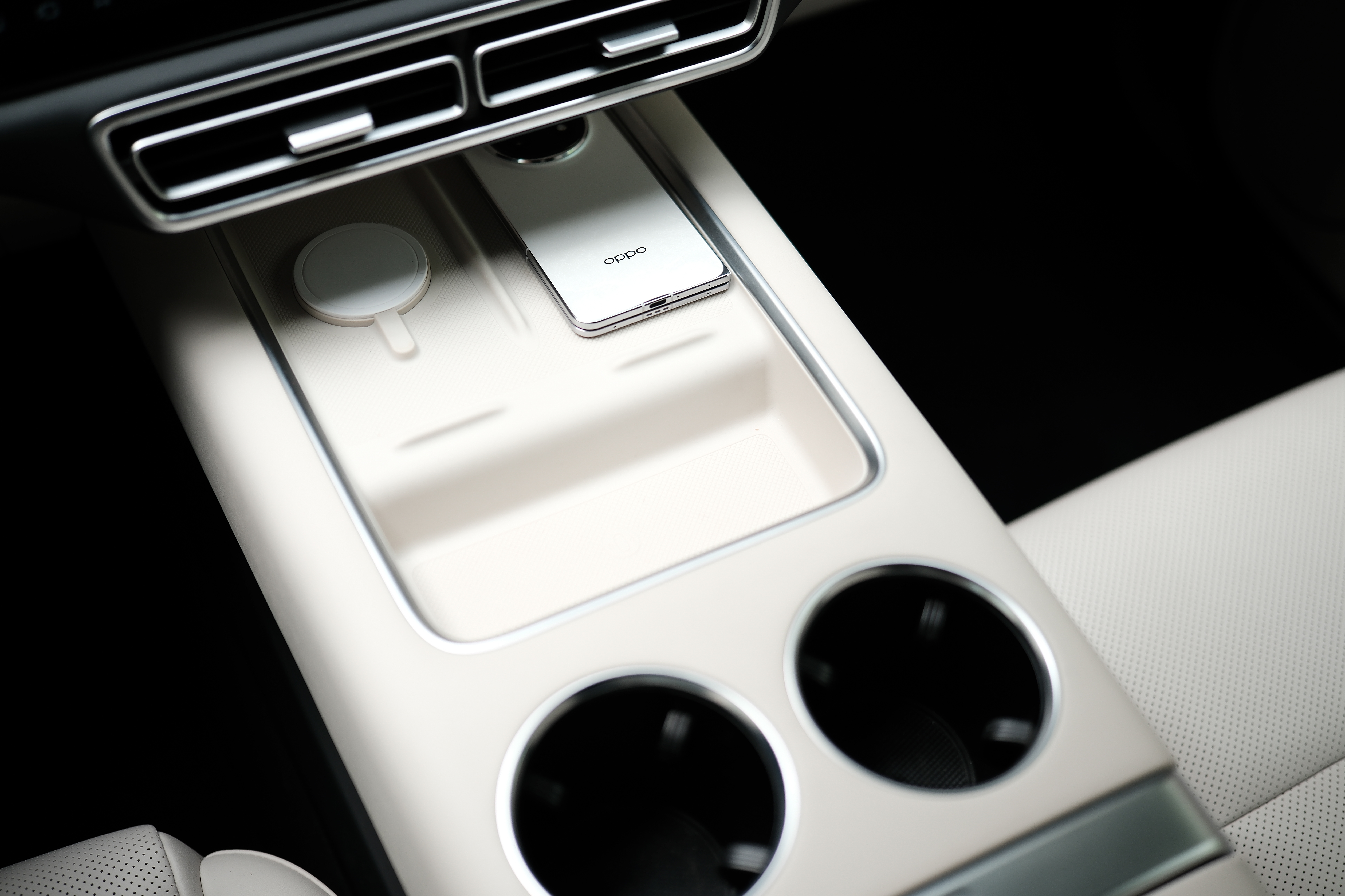 从群里书记霸天那边学到的冷知识，想不到理想还能OTA充电速度。 