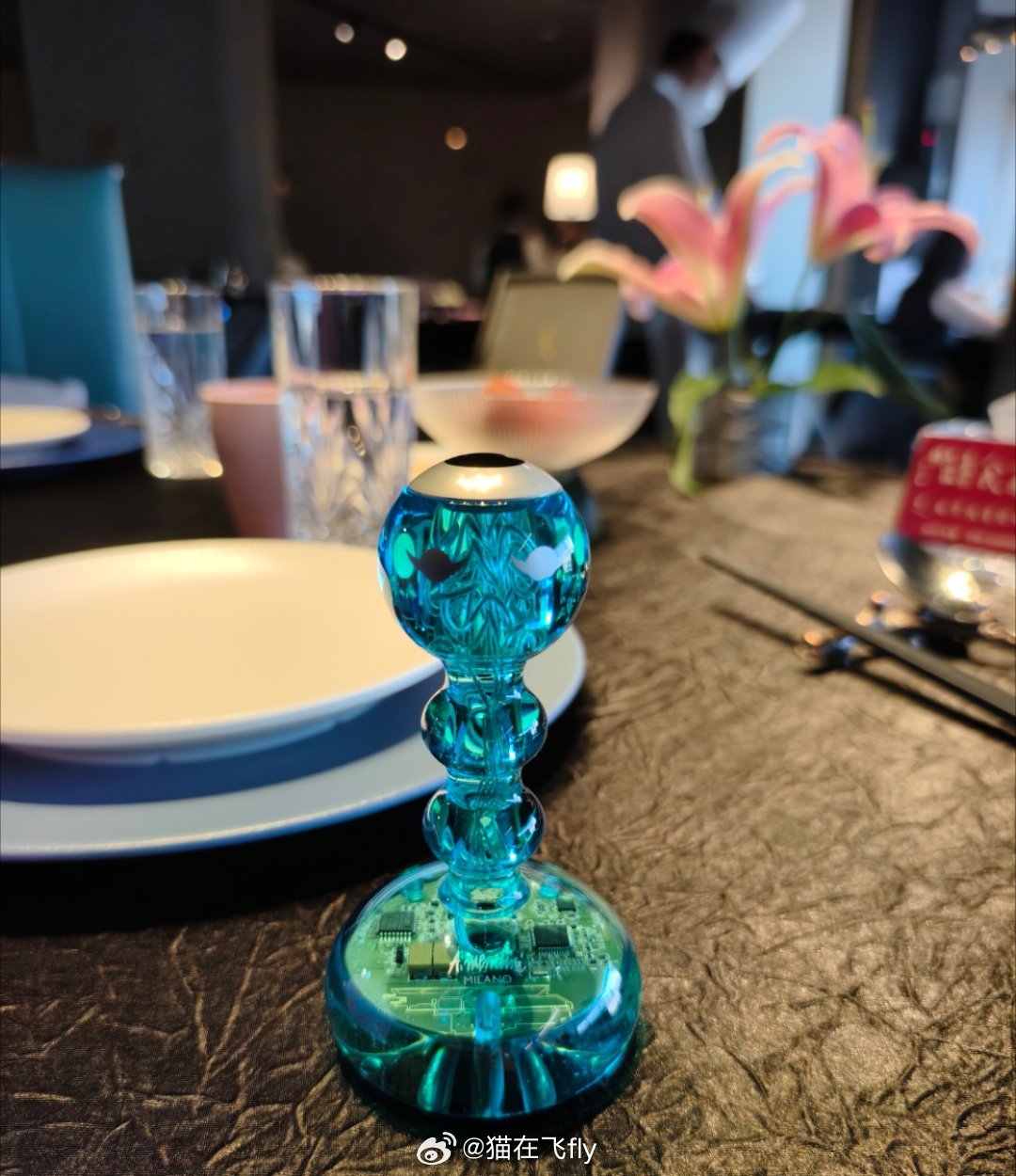 一个可以放🎵的小夜灯是今日开销最大的单品体验了一下奢侈生活很不理解[柯基] ​