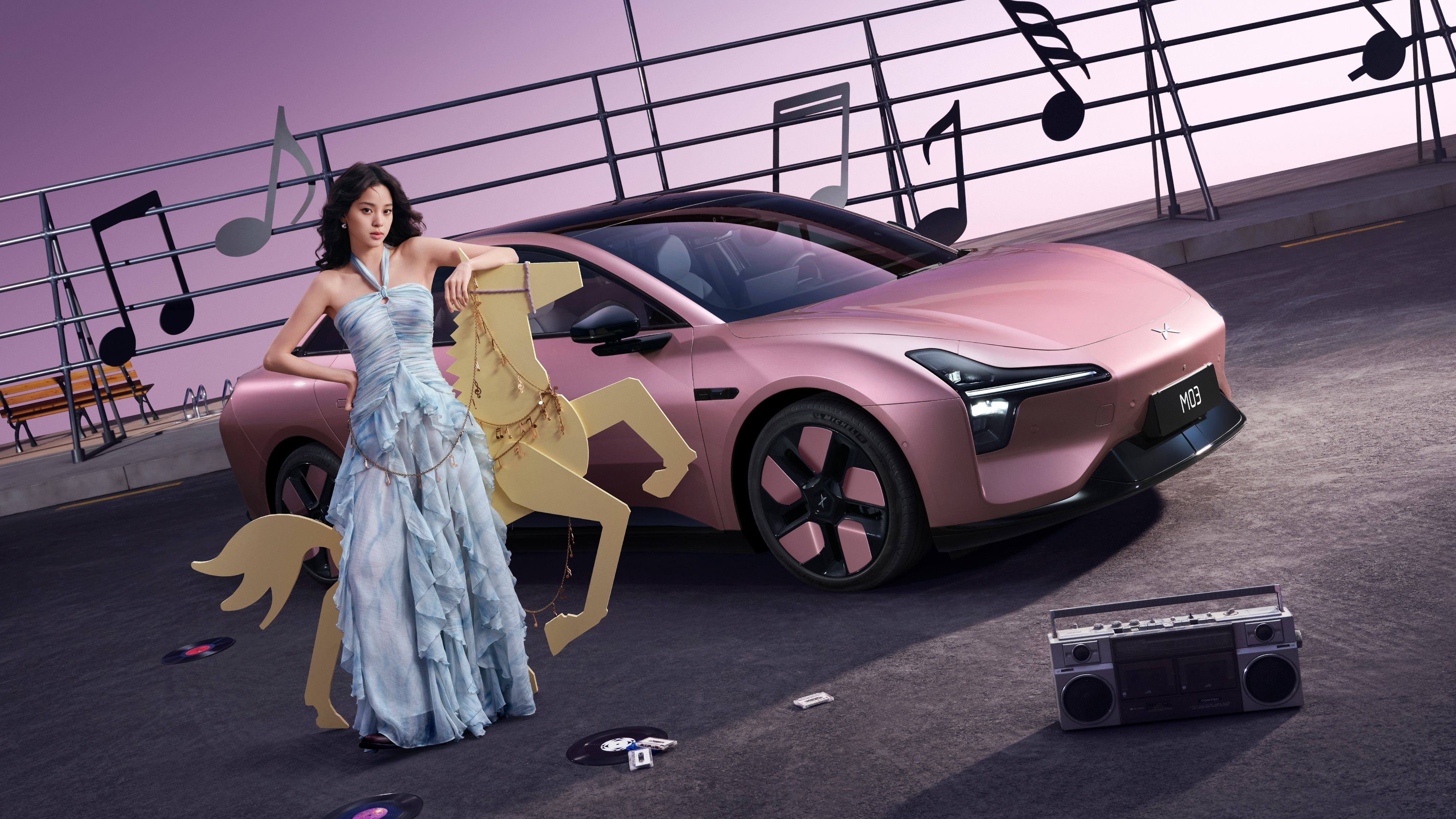 我们家娜比又来啦，这次是新款的小鹏MONA M03，内外同步升级，连皮革都全部是