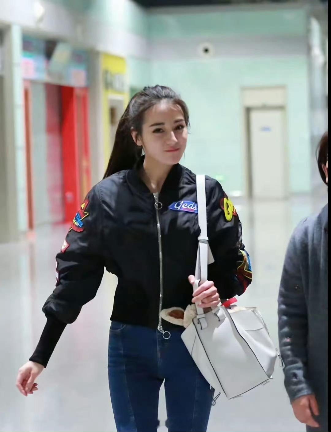 迪丽热巴 202610070834“自己给自己想明白了，别再钻牛角尖了，然后你要