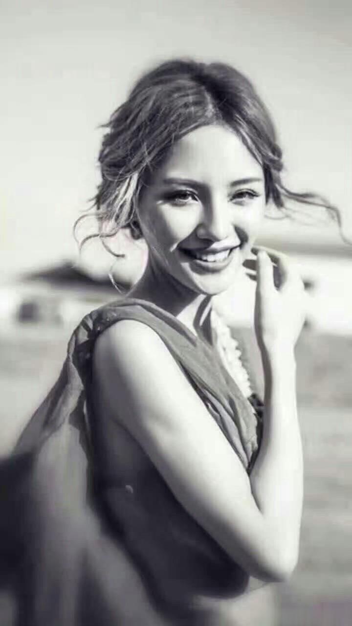#人生感悟# 自律的人往往无趣，因为拒绝欲望的同时，也屏蔽了那些能刺激快感的东西