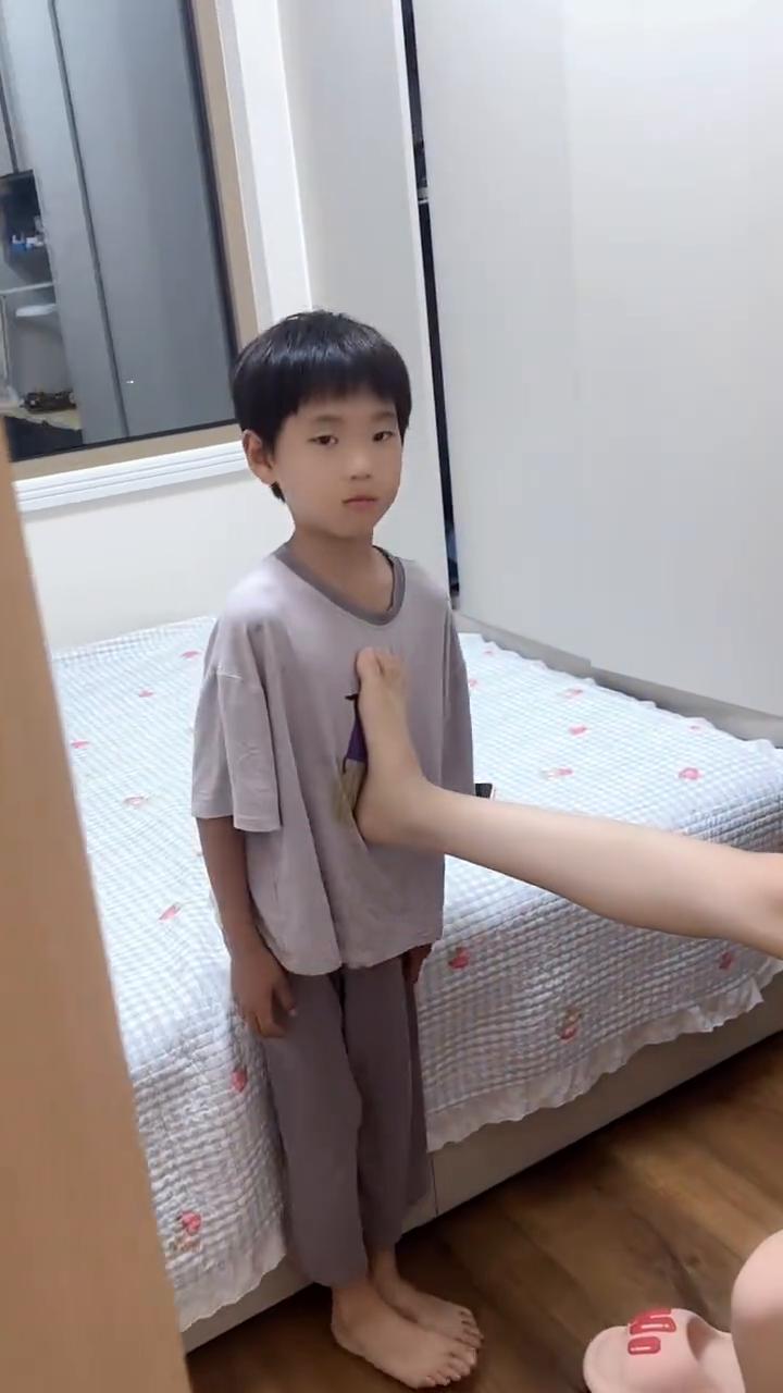 妈妈救我。